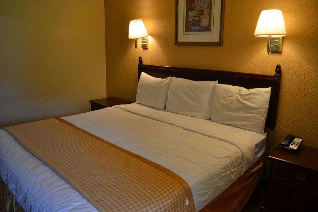 Americas Best Value Inn Smithfield Eksteriør bilde