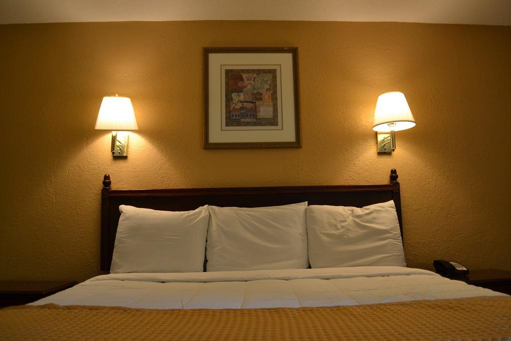 Americas Best Value Inn Smithfield Eksteriør bilde